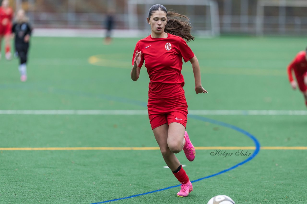 Bild 363 - wCJ VfL Pinneberg - Eimsbuettler TV : Ergebnis: 0:3